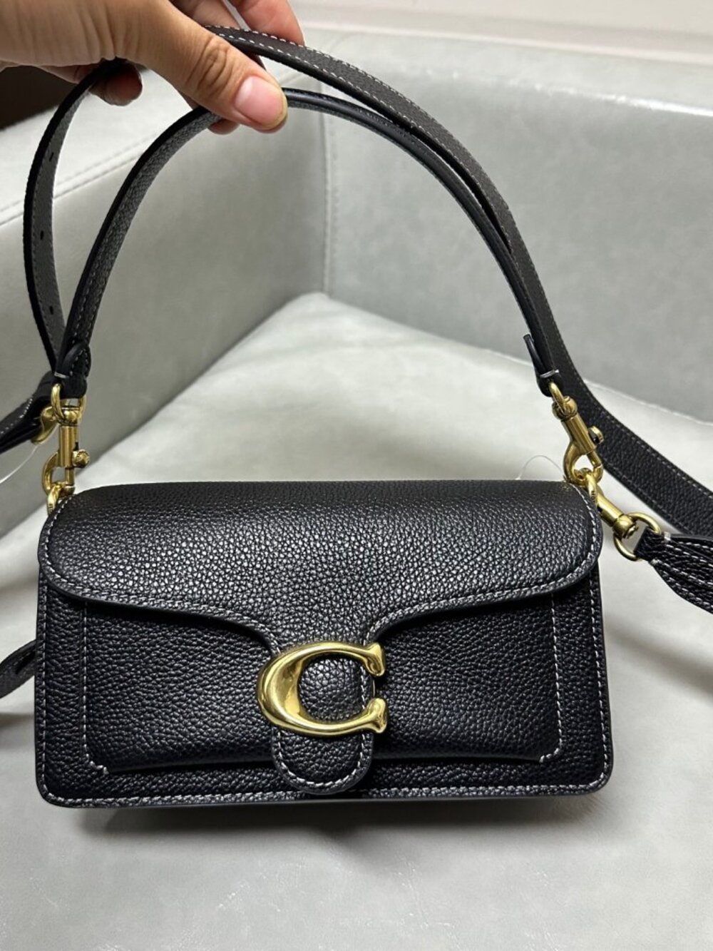 Coach - Black - Underarm Shoulder Bag - Tabby 20 Series Accordion Dionysus Bag